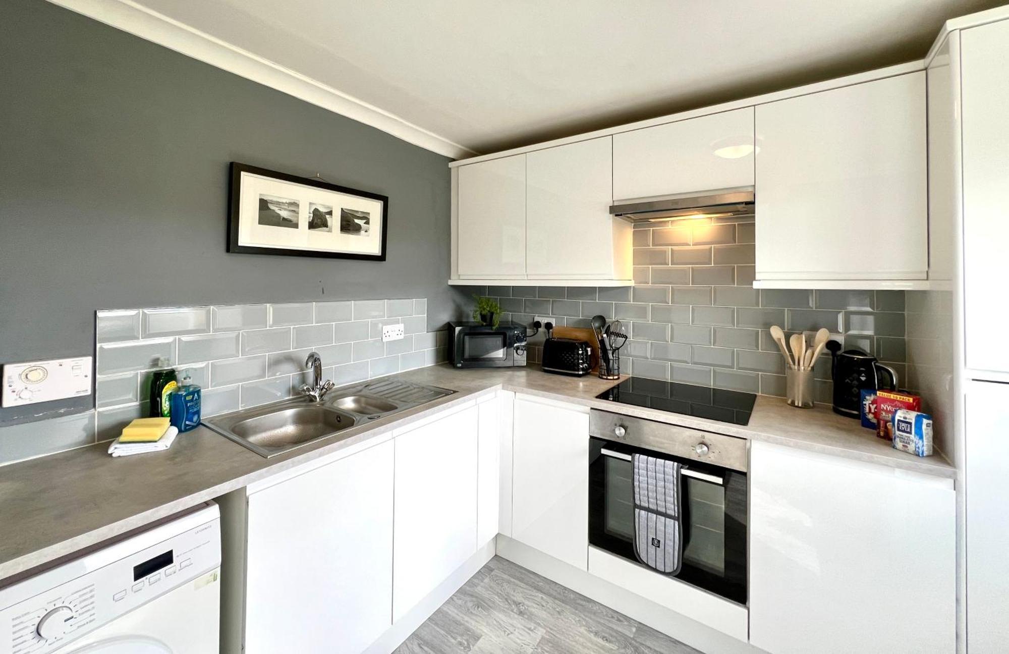 Spacious 2 Bed-Flat In Glasgow City - Free Parking Εξωτερικό φωτογραφία